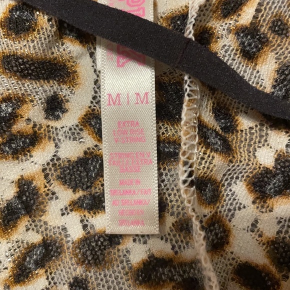 Victoria’s Secret Pink V String Thong Lace Medium - Picture 3 of 3